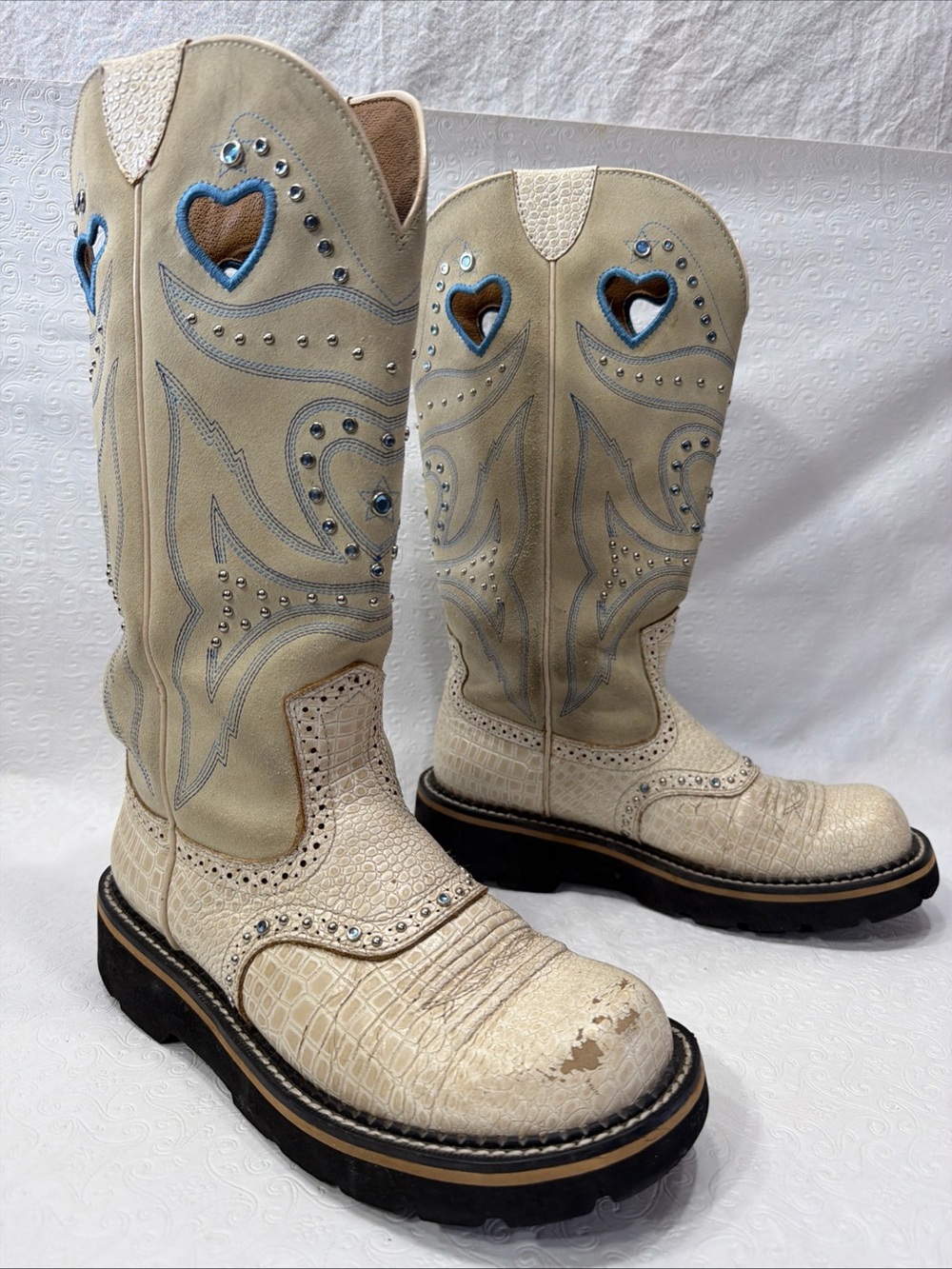 Ariat Baby Buck Womens Boots Size 7.5 Western Work Cream Blue Hearts Gem Studded